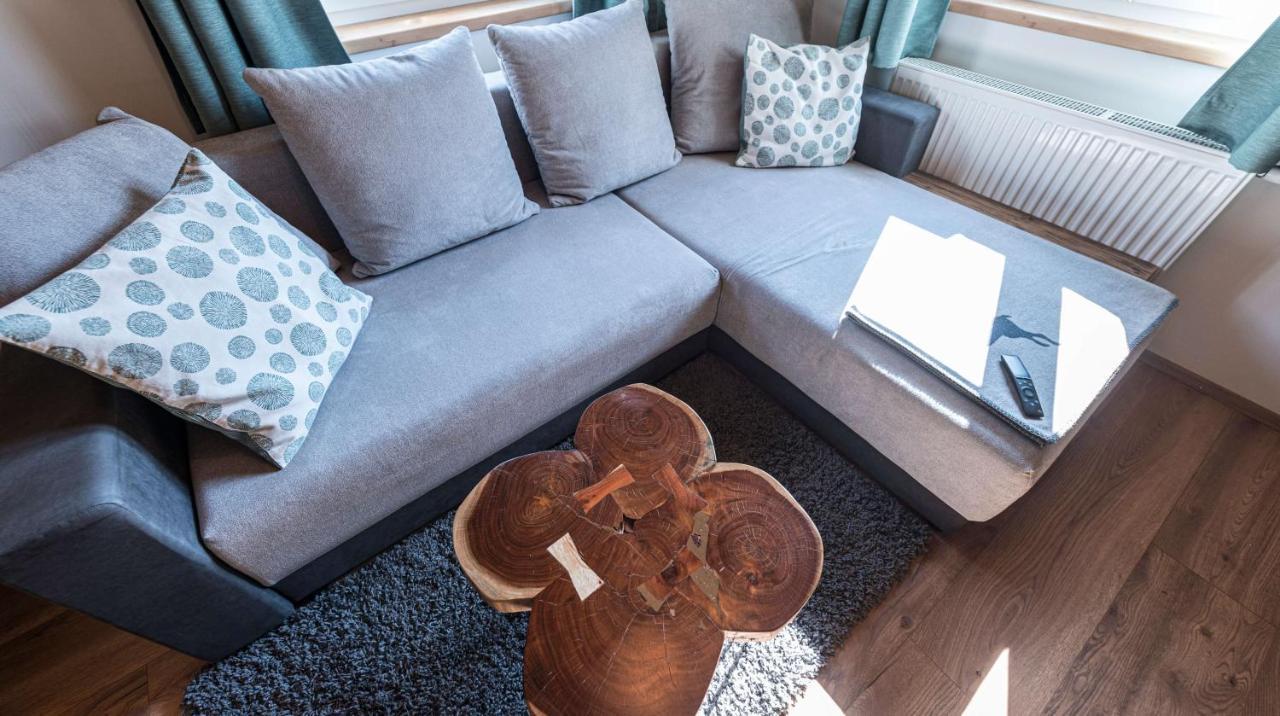 Ferienwohnung Grundlsee, Willkommen In Mami'S Ferienwohnung ภายนอก รูปภาพ