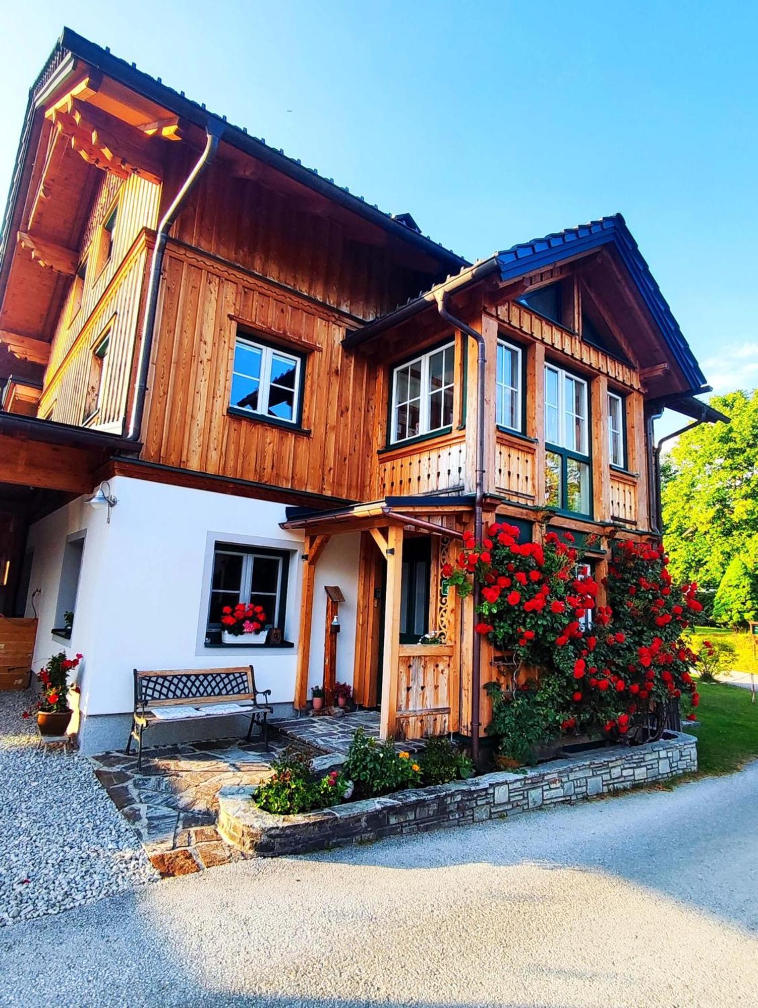 Ferienwohnung Grundlsee, Willkommen In Mami'S Ferienwohnung ภายนอก รูปภาพ